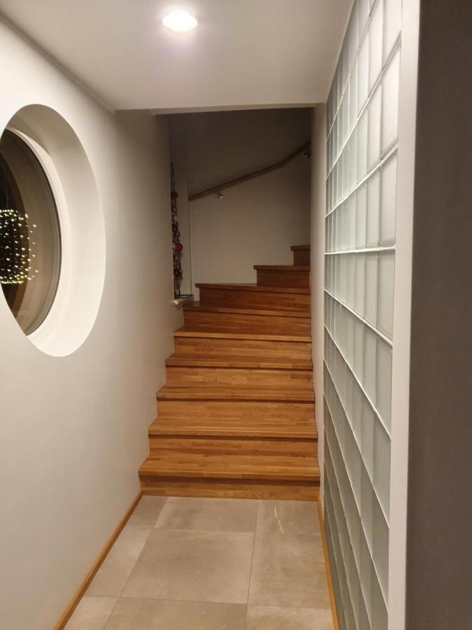 Elly House Villa ฮัปซาลู ภายนอก รูปภาพ