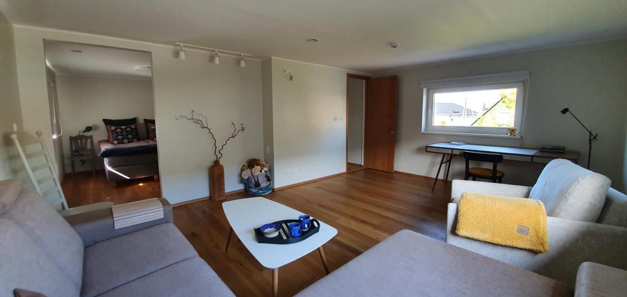 Elly House Villa ฮัปซาลู ภายนอก รูปภาพ