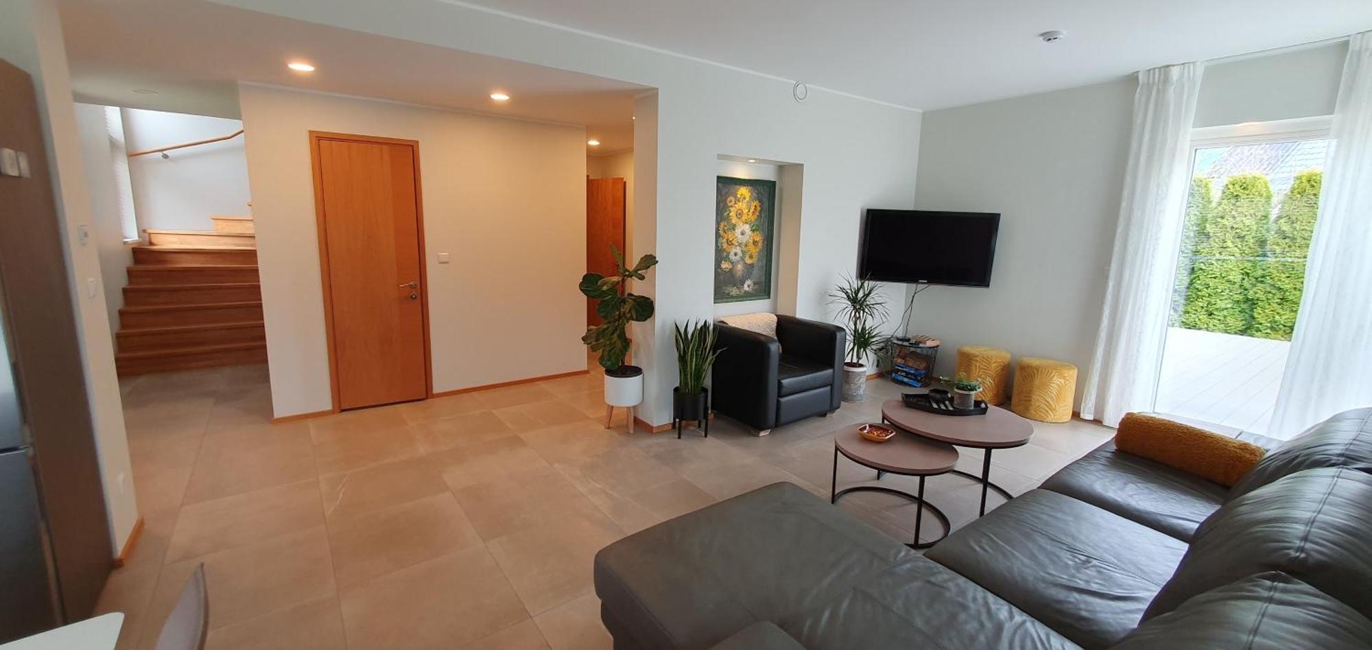 Elly House Villa ฮัปซาลู ภายนอก รูปภาพ